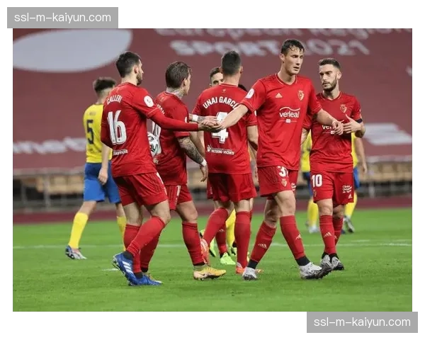 深度复盘：一场0-0的战术博弈，看塞维利亚与贝蒂斯的中场绞杀