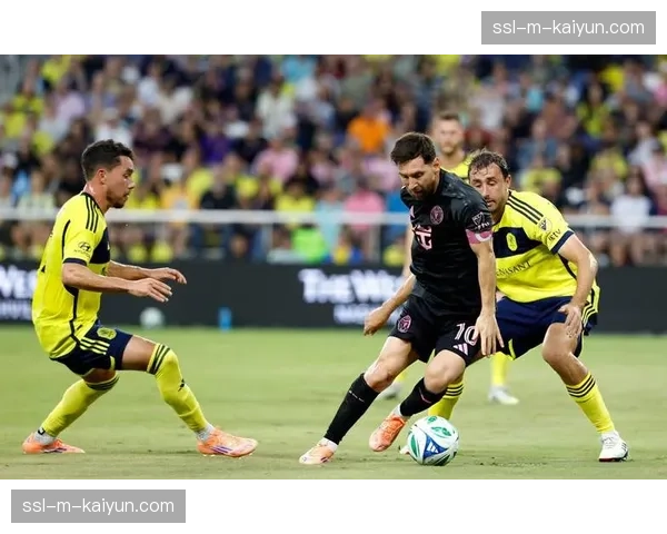 历史回顾：十年前的今天，梅西在国家德比上演帽子戏法